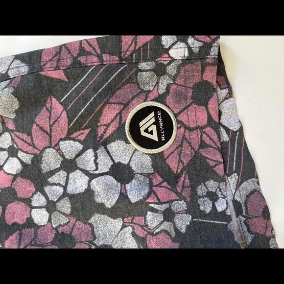 Men's ALLYANCE Board Shorts Size 32 - Picture 4 of 4